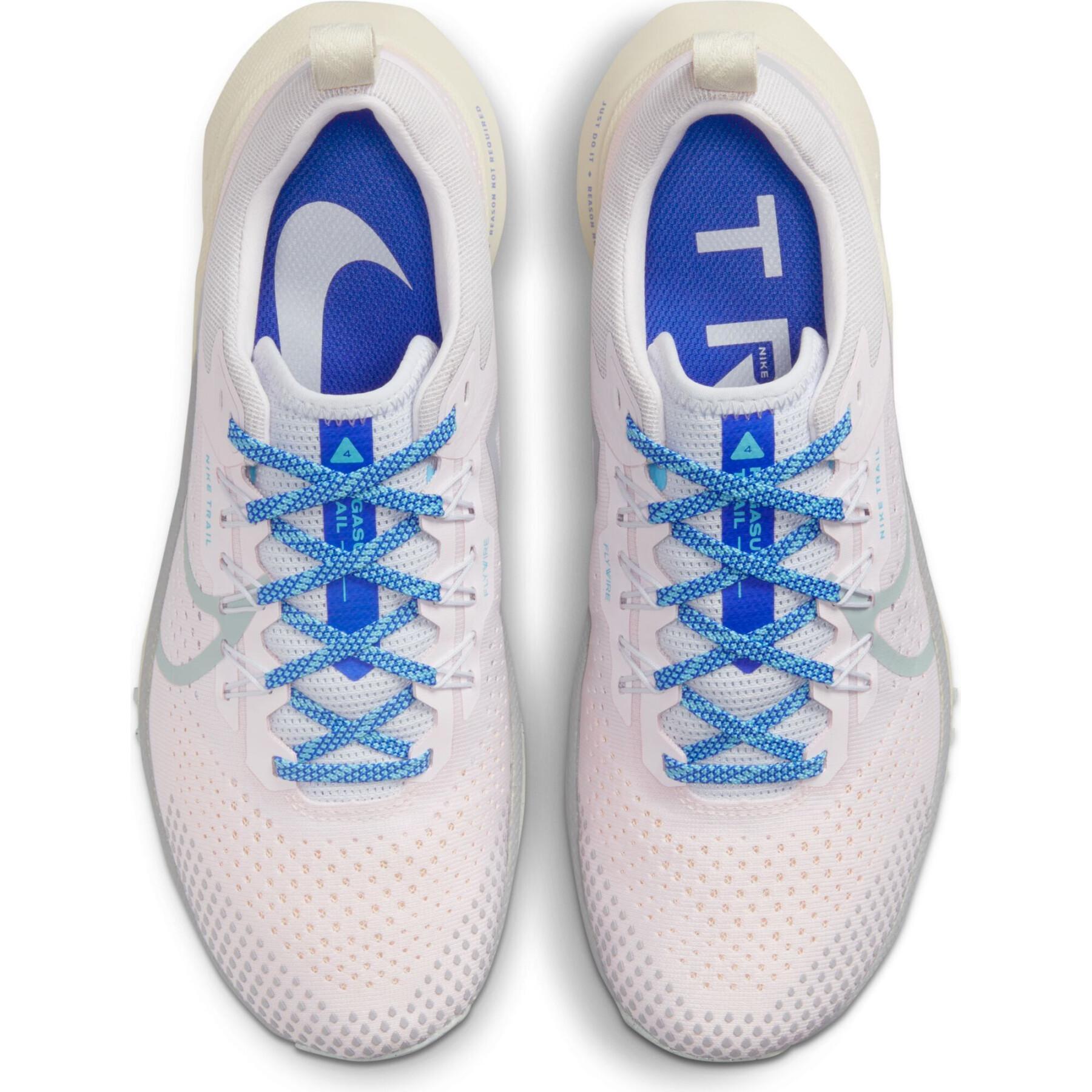Zapatos de mujer trail Nike React Pegasus 4