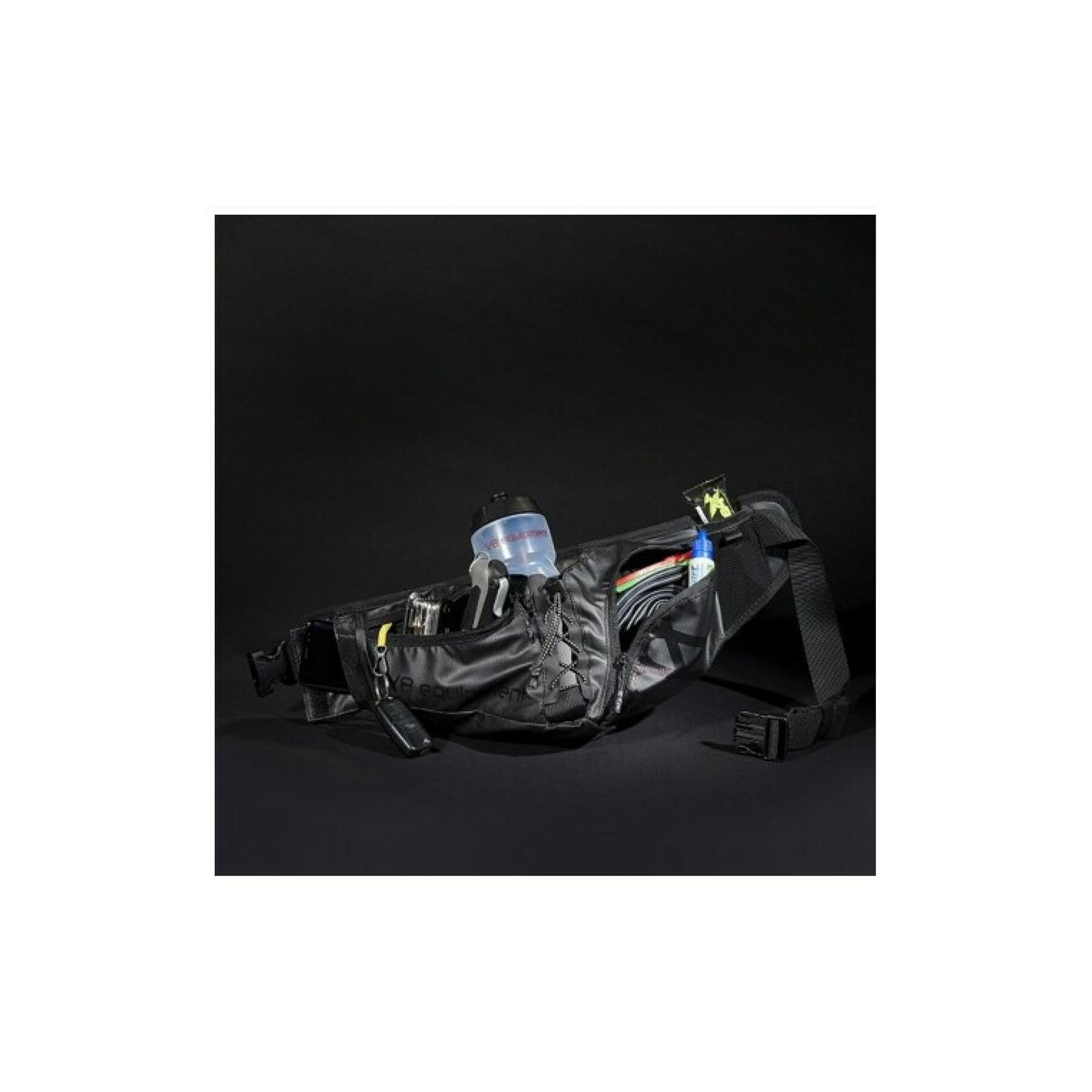 Cinturón con botella de agua V8 Concepts BNA 3,6.1